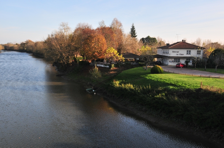 La rivière - Guîtres