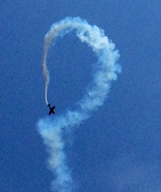 Acrobaties aériennes aun dessus de la base de Cazaux. - La Teste-de-Buch