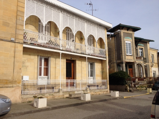 Maison typique en bord de Dordogne. - Langoiran