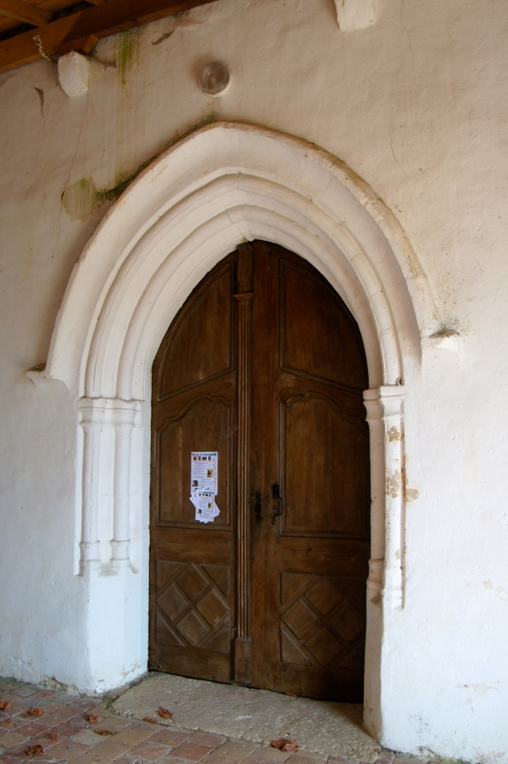 Portail de l'église Sainte Anne. - Le Puy