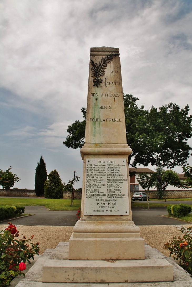 Monument aux Morts - Les Artigues-de-Lussac