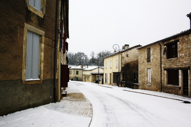 Les Lèves-et-Thoumeyragues le bourg