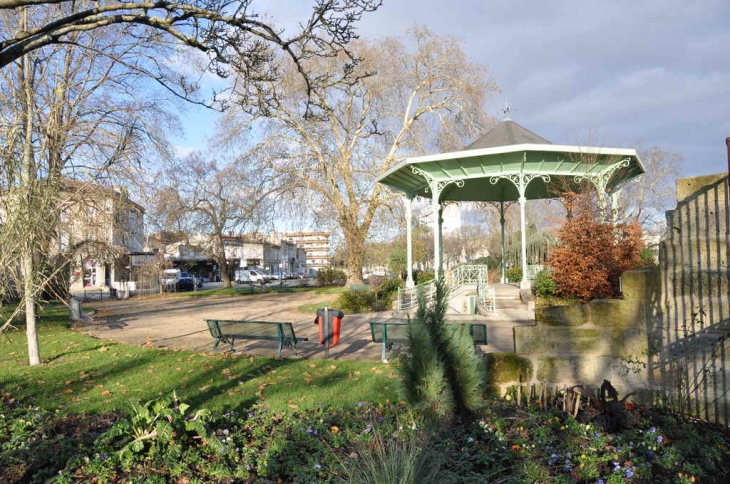 Kiosque du jardin public - Libourne