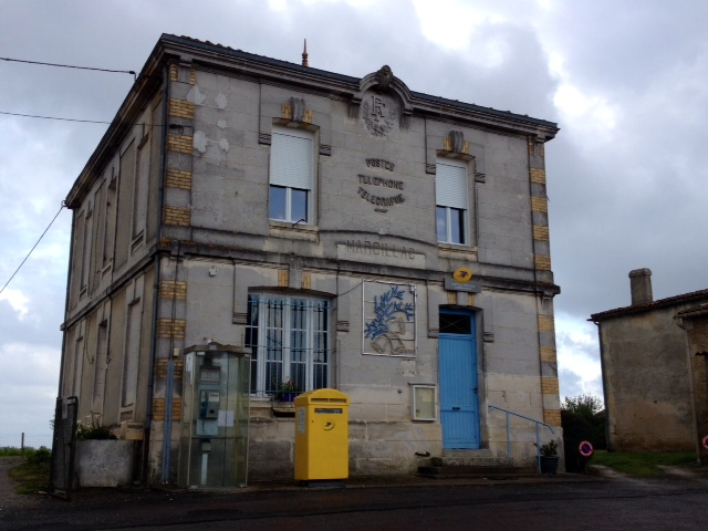 Le bureau de poste. - Marcillac