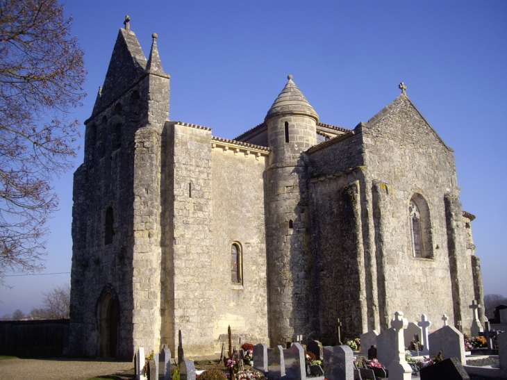 L'église romane 11/12ème (IMH) - Mauriac