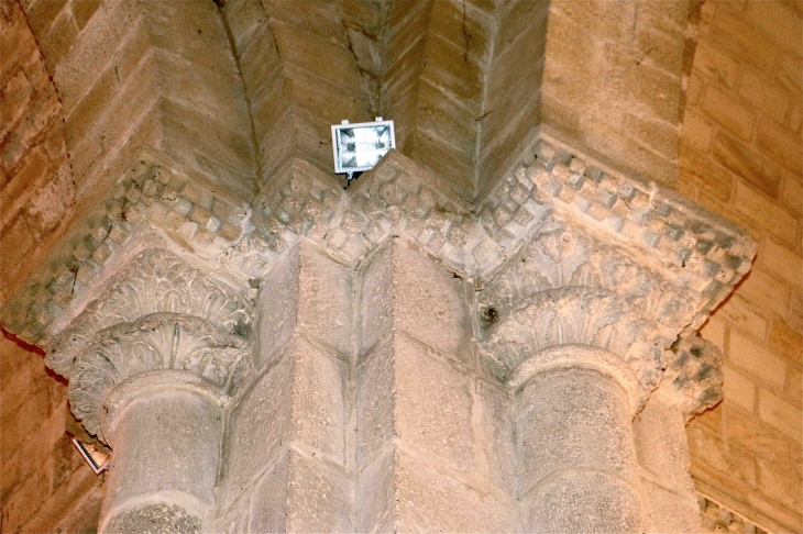 Eglise Saint Sathurnin, styles roman et gothique - Mauriac