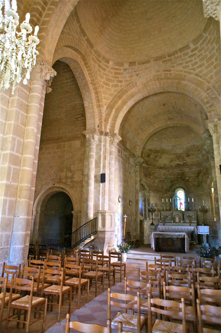 Eglise Saint Sathurnin, styles roman et gothique - Mauriac