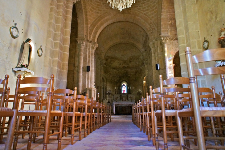 Eglise Saint Sathurnin, styles roman et gothique - Mauriac