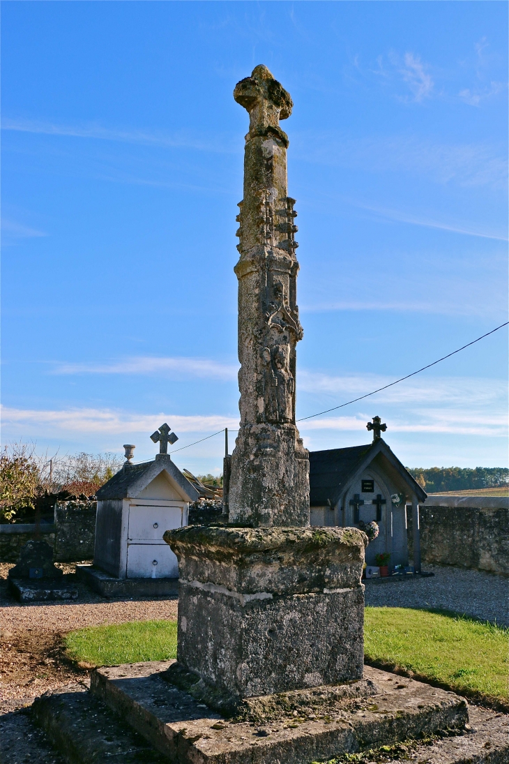 Eglise Saint Sathurnin, styles roman et gothique - Mauriac