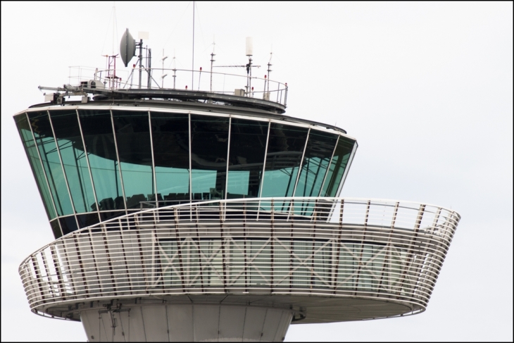 Tour de contrôle aéroport Bordeaux-Mérignac