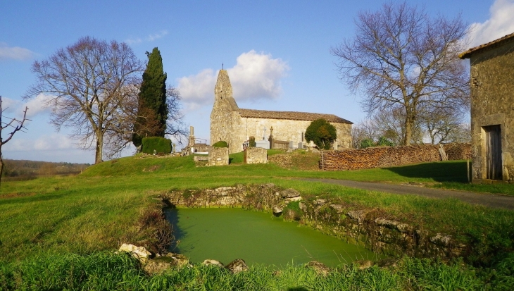 L'église de Saint Laurent. - Pellegrue