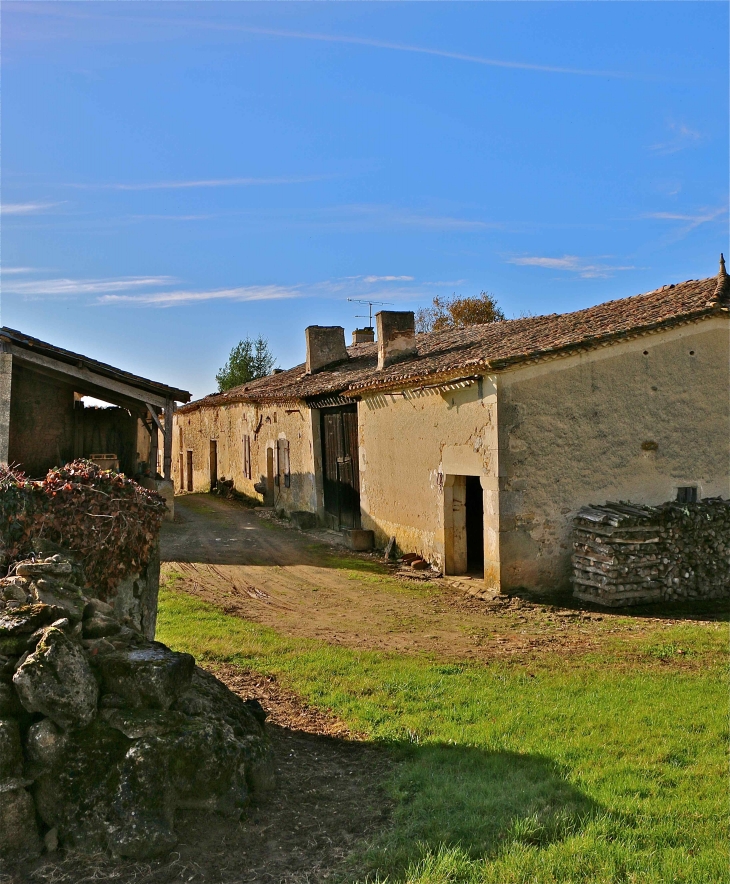 Le hameau de Saint Laurent - Pellegrue