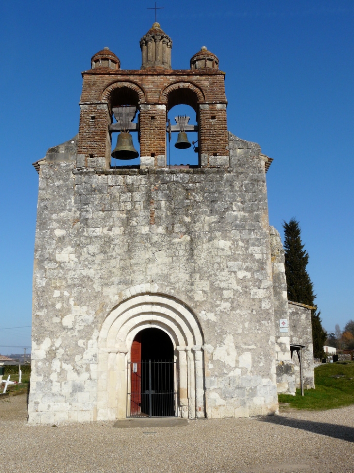 Eglise romane et son clocher byzantin - Pessac-sur-Dordogne