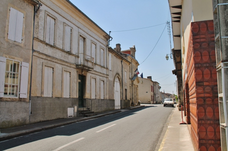  - Pessac-sur-Dordogne