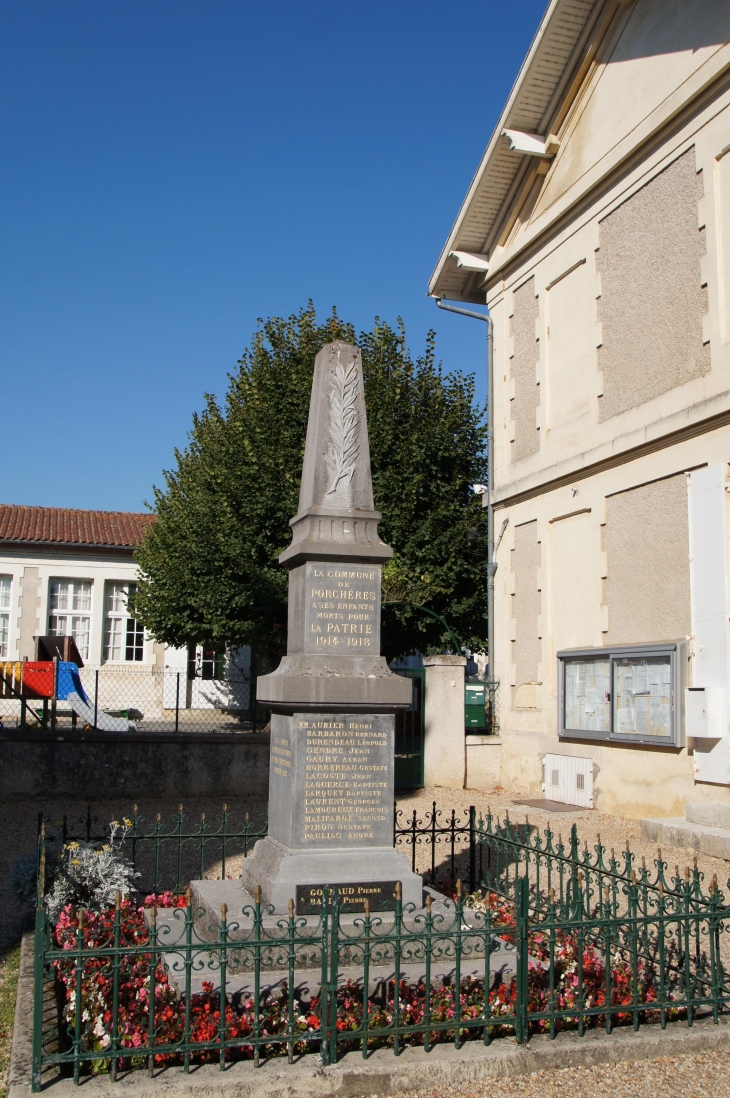 Le Monument aux Morts - Porchères