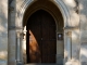 Porche de l'église Saint-Pierre.