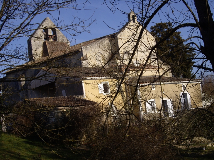 L'église romano-gothique 12/13ème. - Rauzan