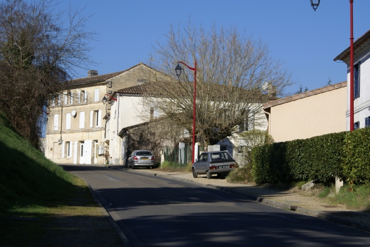 L'entrée du Bourg - Sadirac