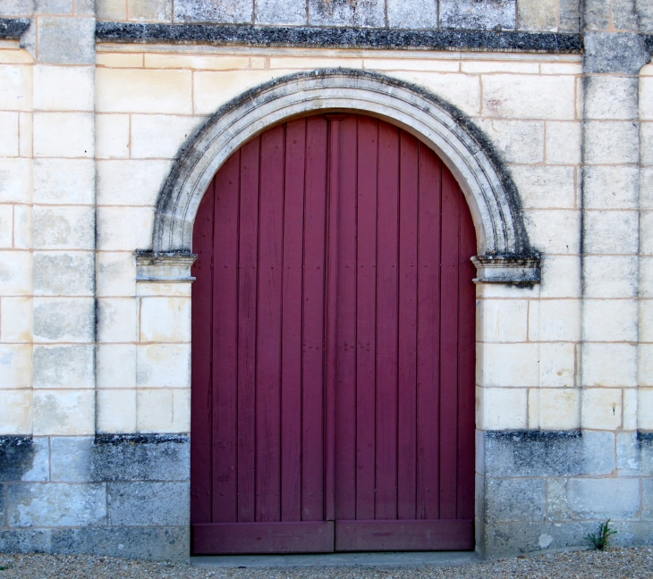 Le portail de l'église. - Saint-Antoine-sur-l'Isle