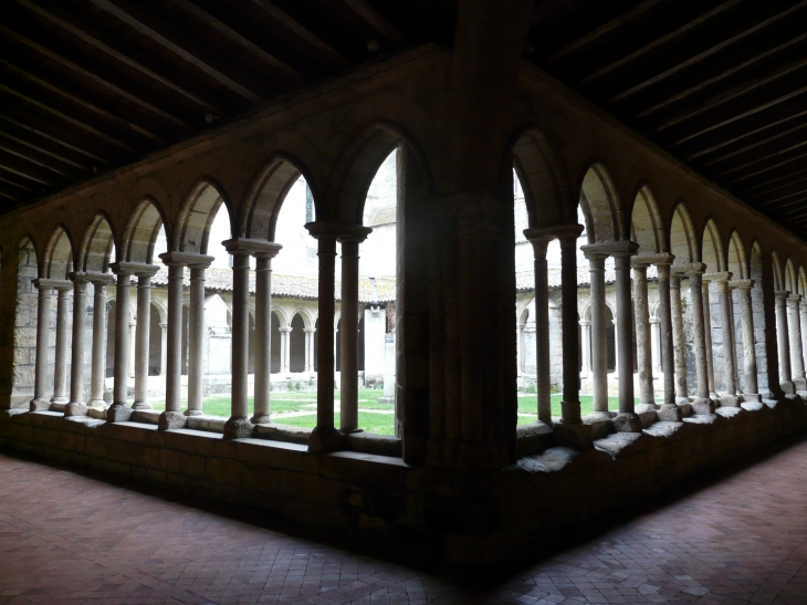 Le cloître de l'église collégiale - Saint-Émilion