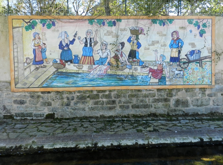 Fresque de la fontaine lavoir du hameau de Pez - Saint-Estèphe