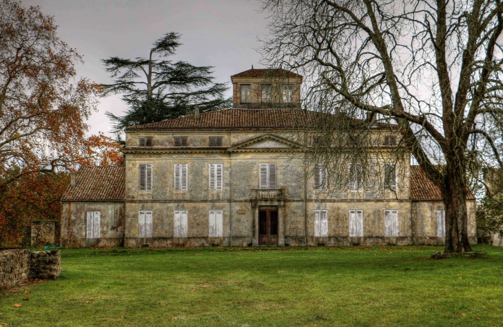 Le château de Pommiers - Saint-Félix-de-Foncaude