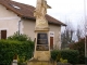 Son beau monument aux morts