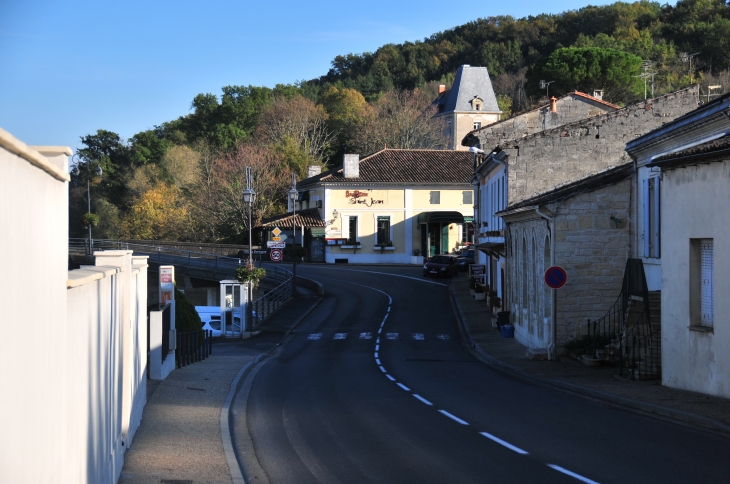 Centre ville - Saint-Jean-de-Blaignac