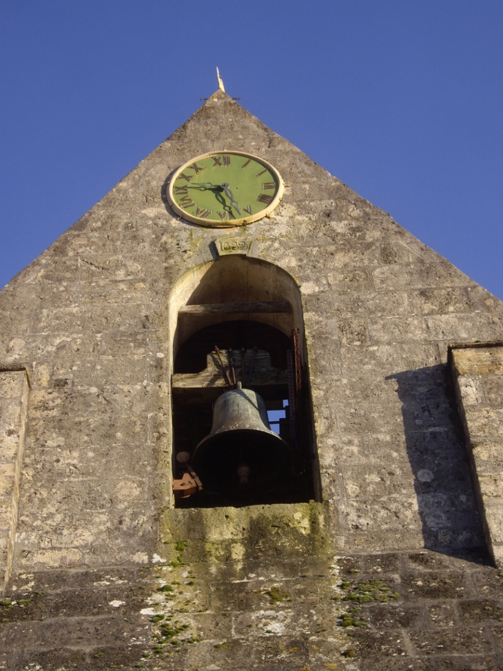 Le clocher, sa cloche 18ème et son horloge - Saint-Martial