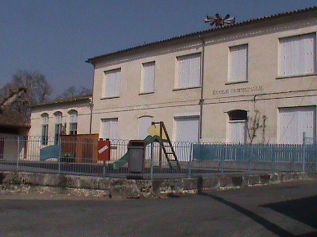 Ecole primaire - Saint-Michel-de-Fronsac