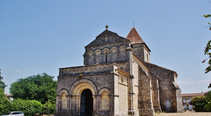 <<église Saint-Philippe - Saint-Philippe-d'Aiguille