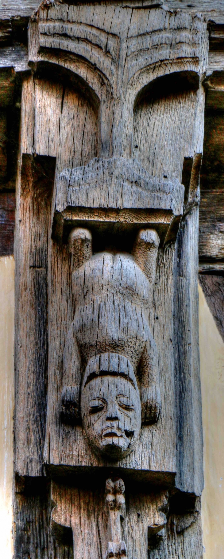 La Maison à Pans de Bois Sculptés - Sainte-Foy-la-Grande