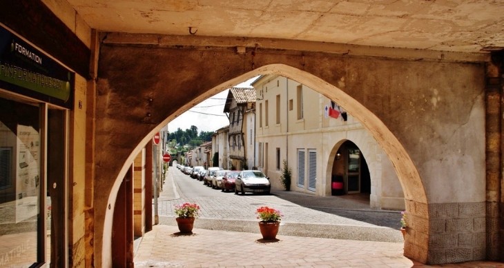 Les Arcades - Sauveterre-de-Guyenne