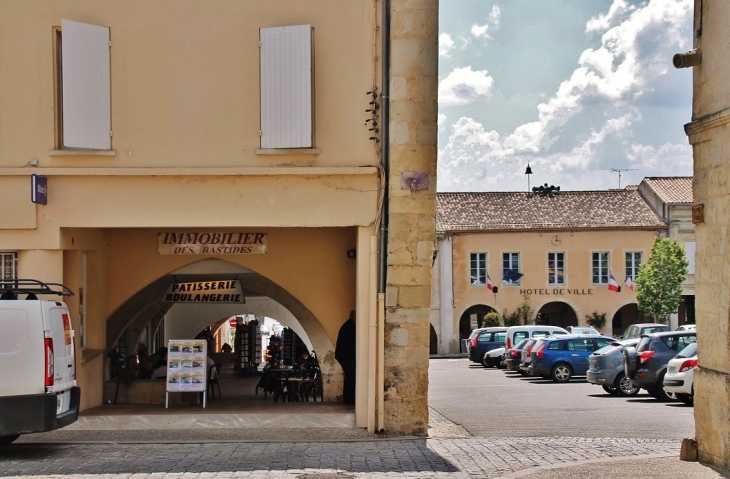 Hotel-de-Ville - Sauveterre-de-Guyenne