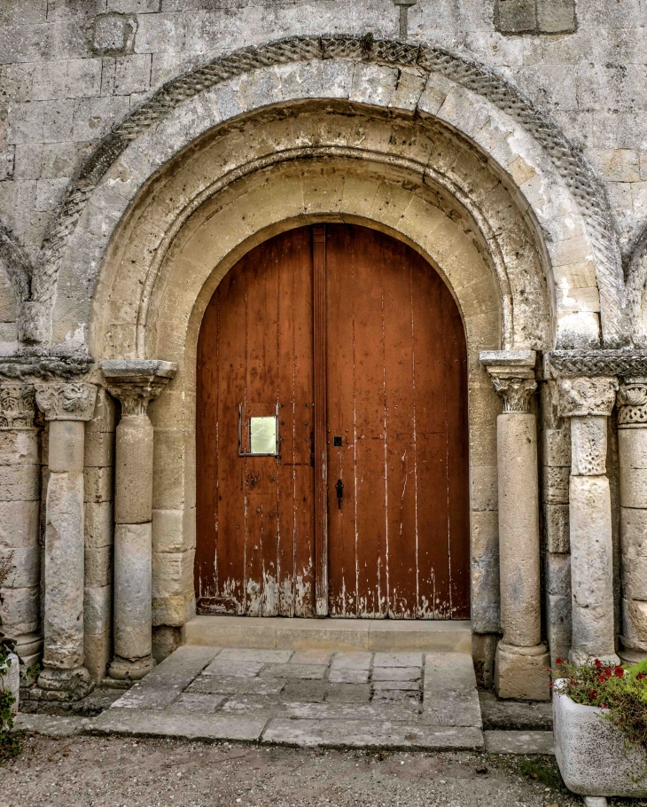 L'église Saint Etienne - Tauriac