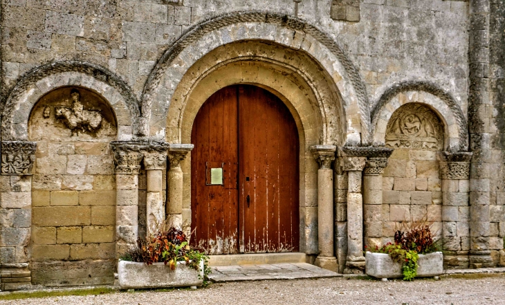 L'église Saint Etienne - Tauriac