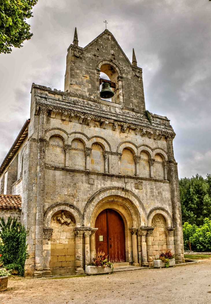 L'église Saint Etienne - Tauriac