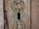 Ferronnerie de la porte de l'église.