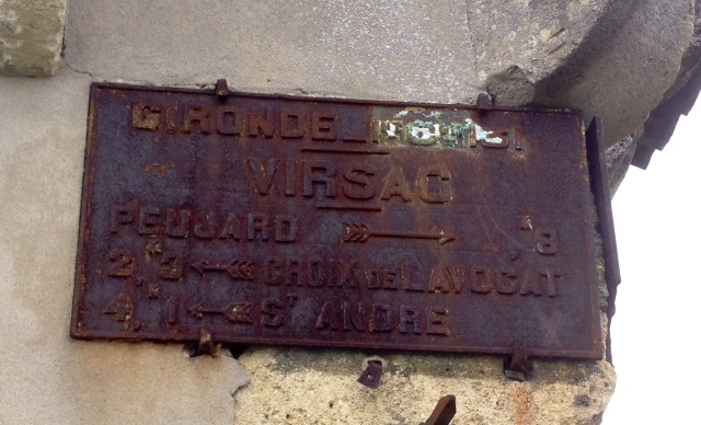 Ancienne plaque indicatrice. - Virsac