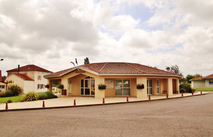 La Mairie - Aubagnan