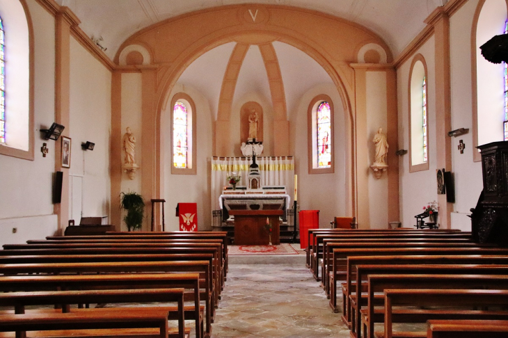 Interrieure de L'église - Candresse