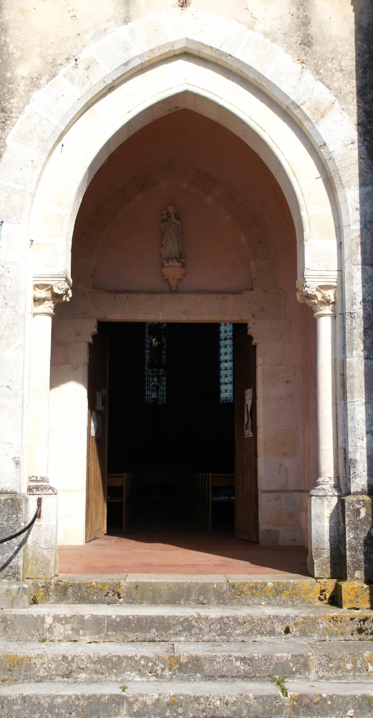 Le portail de l'église Saint-Barthélémy. - Créon-d'Armagnac