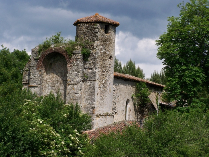 église de Ste Meille - Escalans