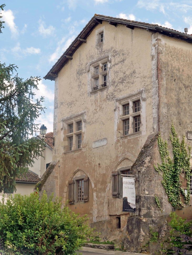 La maison des Jurats (magistrats municipaux) du 15ème siècle - Hastingues