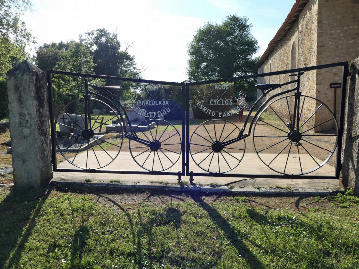 Géou : chapelle Notre Dame des Cyclistes - Labastide-d'Armagnac