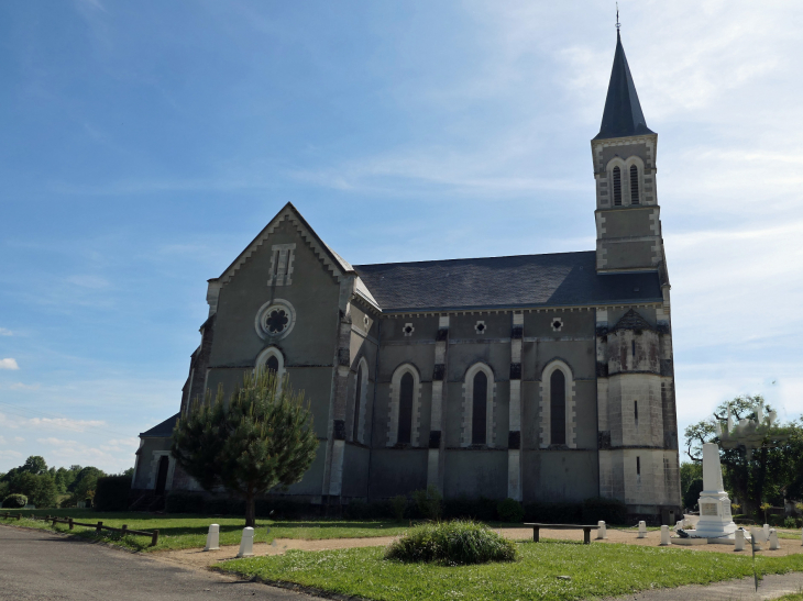 L'église - Le Vignau