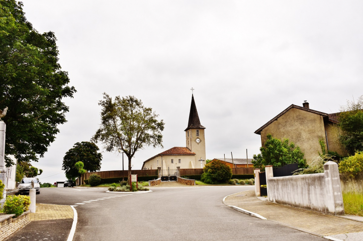 église sainte Madeleine - Ossages