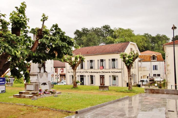 La Commune - Pouillon