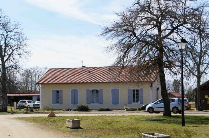 La Mairie. - Rimbez-et-Baudiets