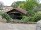 le lavoir dans le village